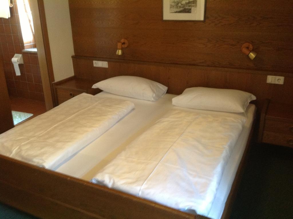 Garni Pineta Hotel Сан Мартино ин Бадия Стая снимка