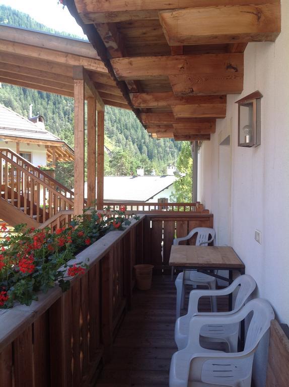 Garni Pineta Hotel Сан Мартино ин Бадия Стая снимка