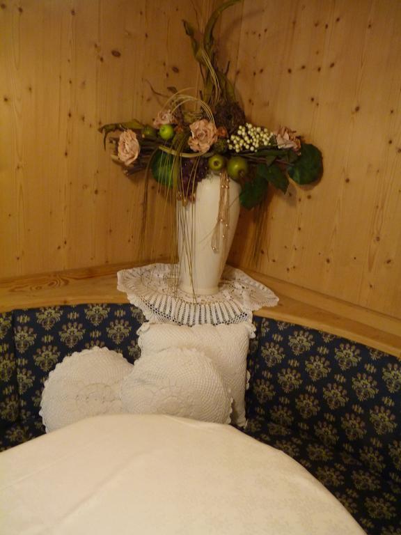 Garni Pineta Hotel Сан Мартино ин Бадия Екстериор снимка