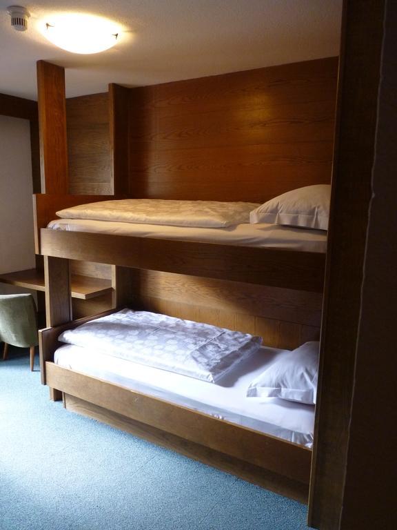Garni Pineta Hotel Сан Мартино ин Бадия Стая снимка