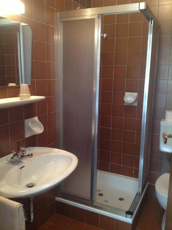 Garni Pineta Hotel Сан Мартино ин Бадия Стая снимка